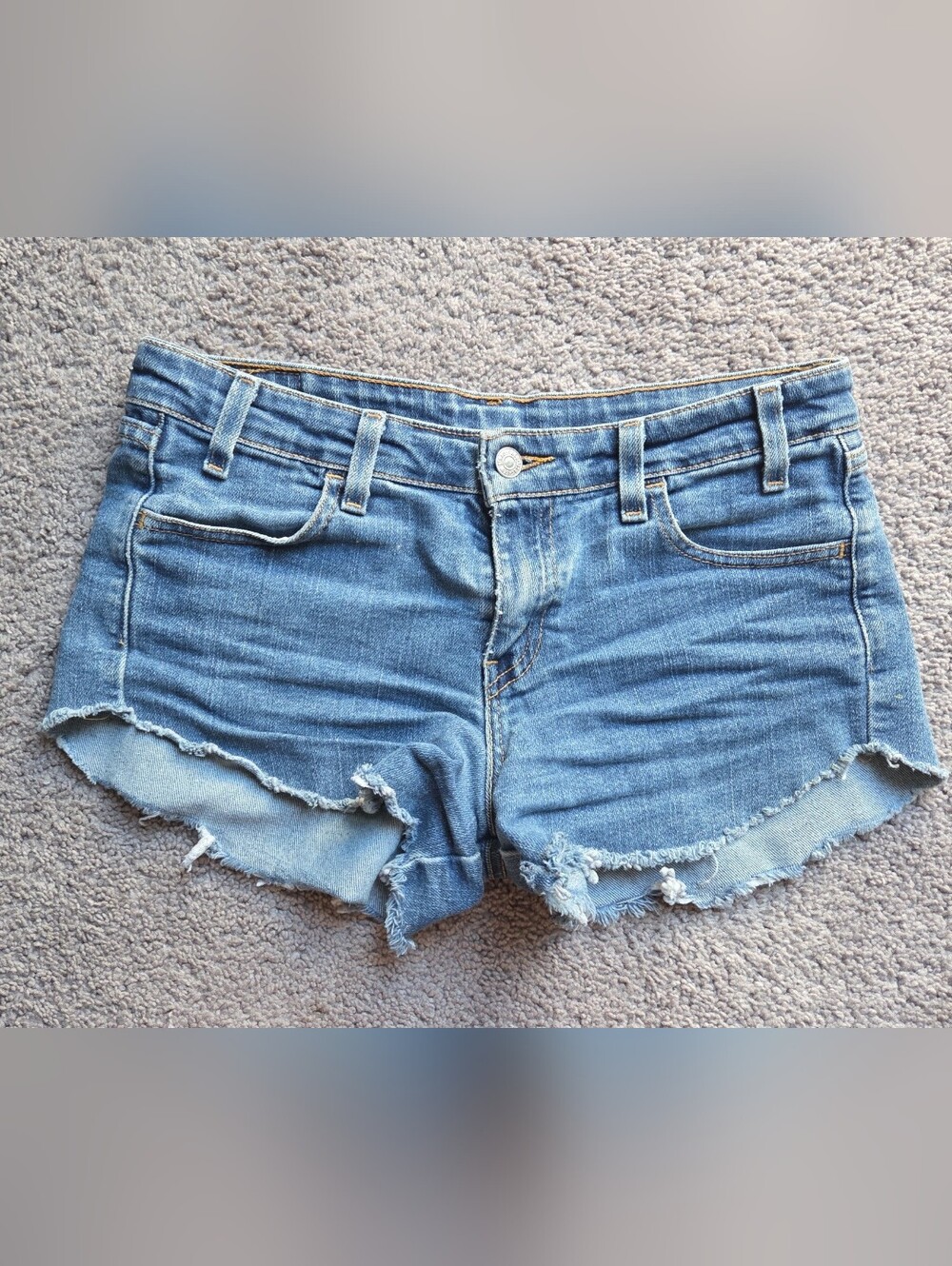Levi's Denim Frayed Hem Women’s Shorts - Blue
